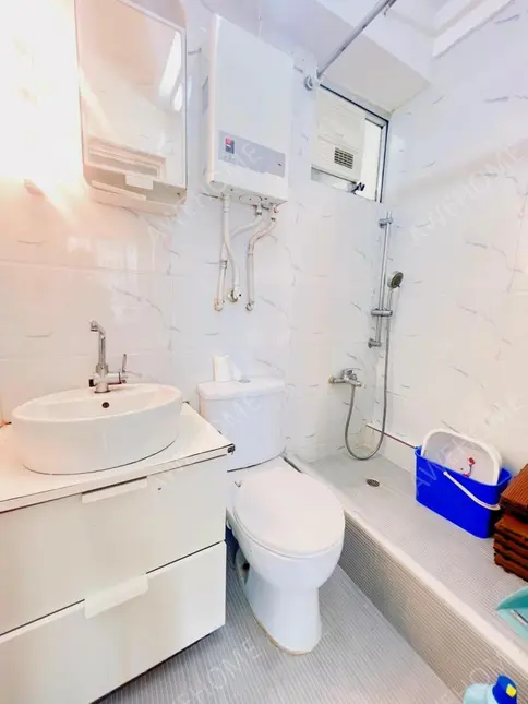 HongKongshort-term accommodation Rentals[short-term accommodation]大围金禧花园4座