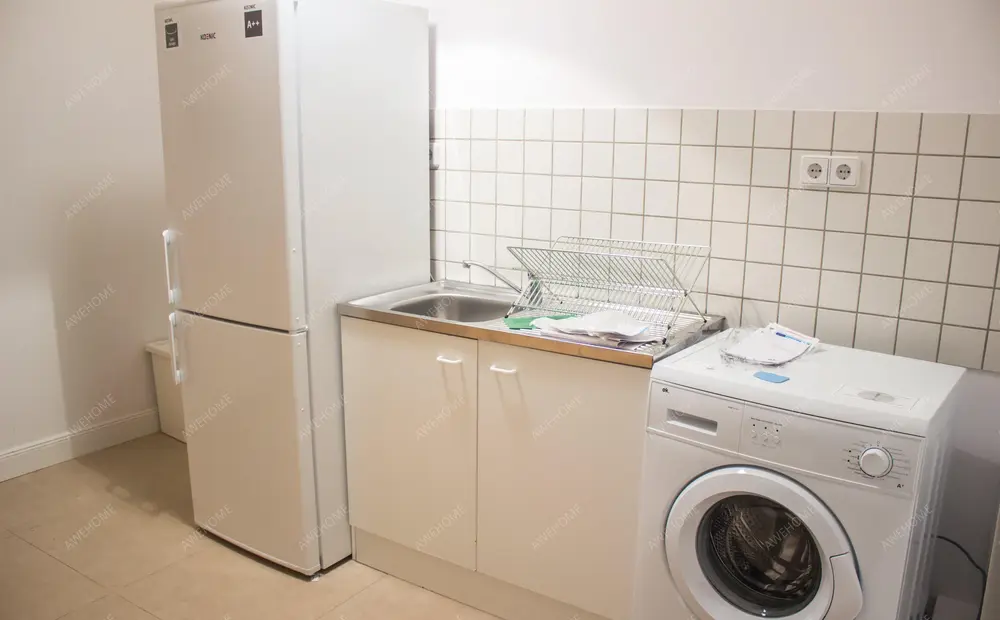 Berlin RentalsRheinstrasse 2-3DE-01-090M