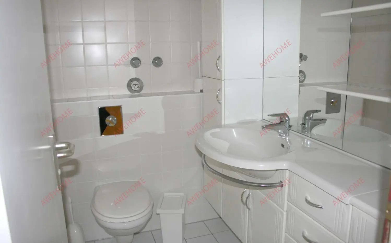 Berlin RentalsEisenacher Str. 19DE-01-120M