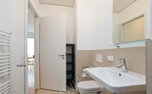 Frankfurt am Main RentalsWeisbachstrasse 7DE-04-004M