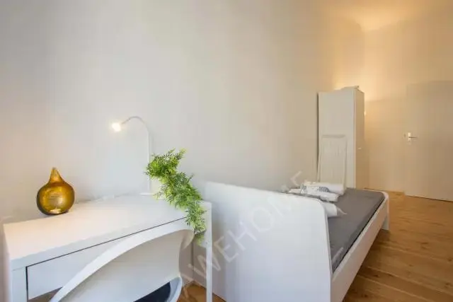 Berlin RentalsBOXHAGENER STR. 50 -  VH 2. OG mitte (Pyur) - 2405