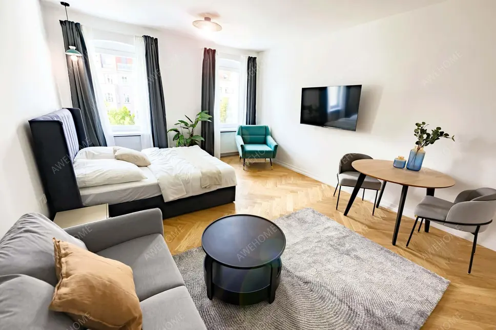 Berlin RentalsSchoenhauser Allee