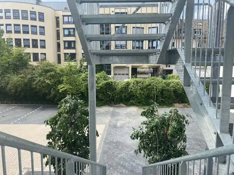 EssenStudy Overseas Accommodation Booking