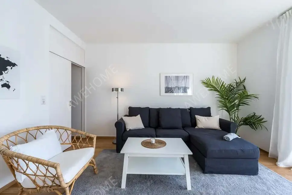 Berlin RentalsKomfor 3-Zimmer-Wohnung mit Aussicht direkt a