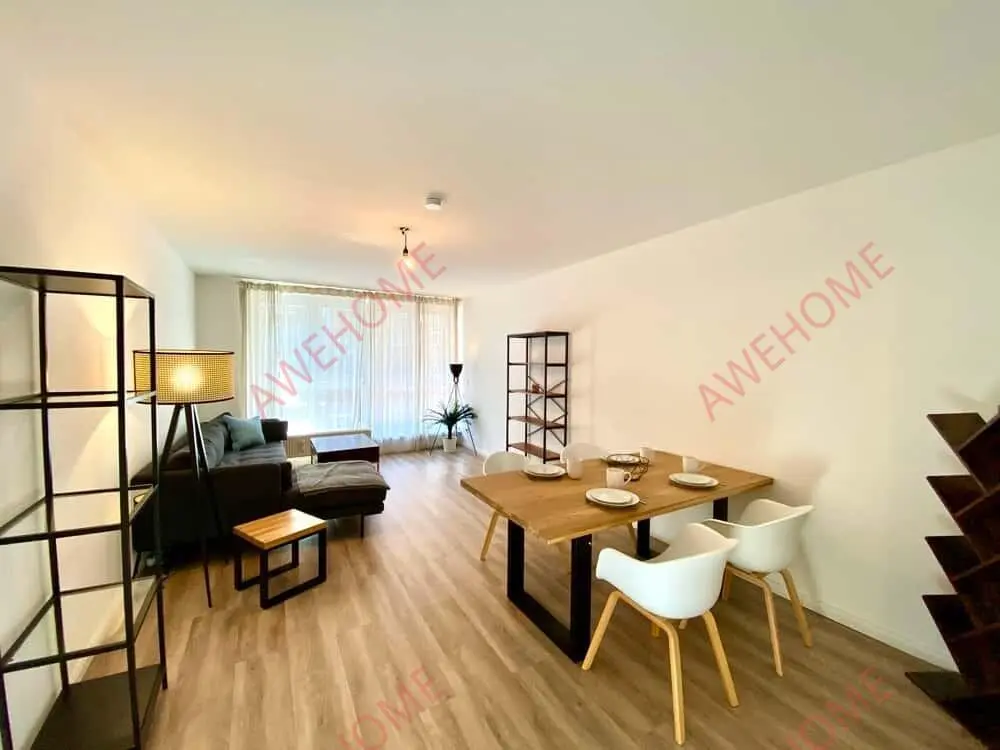 Berlin RentalsBritta modernes geraeumiges Apartment in Friedri