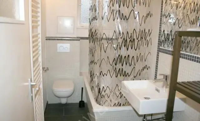 Berlin RentalsNeue Hochstrasse 19DE-01-122M