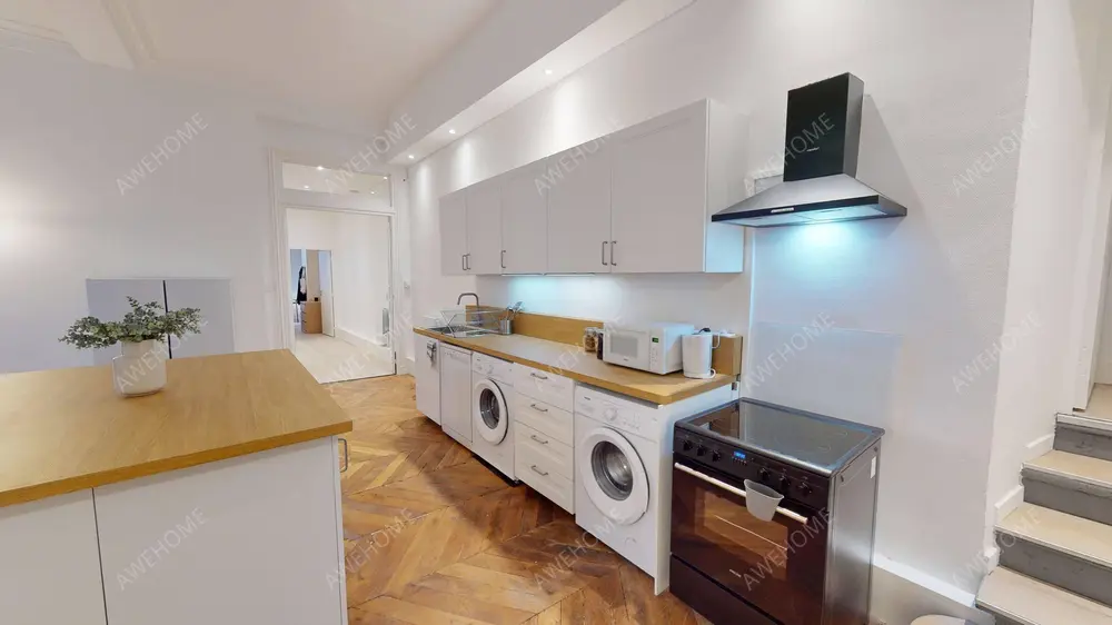 LyonBNB Rentals[BNB]10 Rue de la Republique  69001