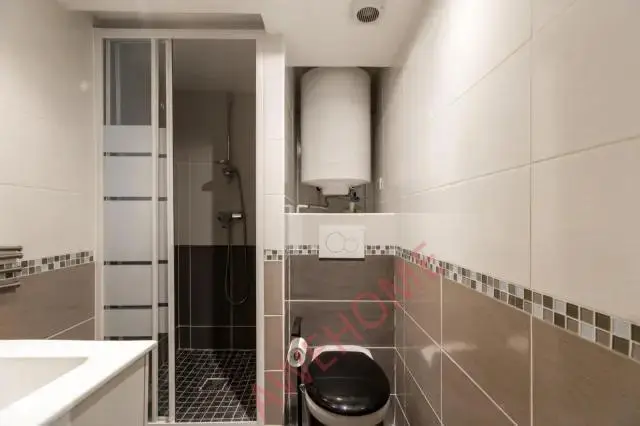 ParisHomestay Rentals[Homestay]studio near Avenue Charles de Gaulle