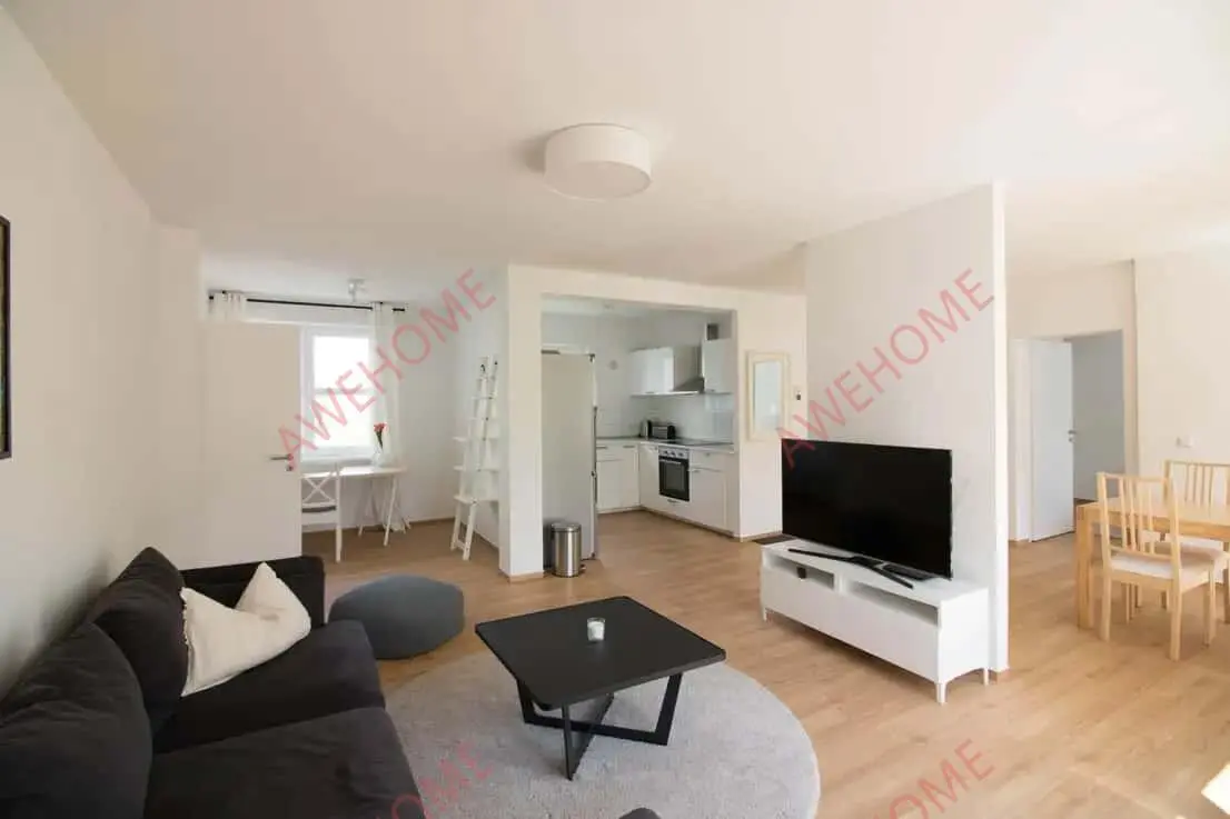 Berlin RentalsSchoen geschnittene 3-Zimmer-Wohnung im Herzen Ber