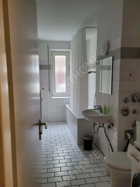 Berlin RentalsModerne 3-Zimmer-Wohnung mit grossem Balkon