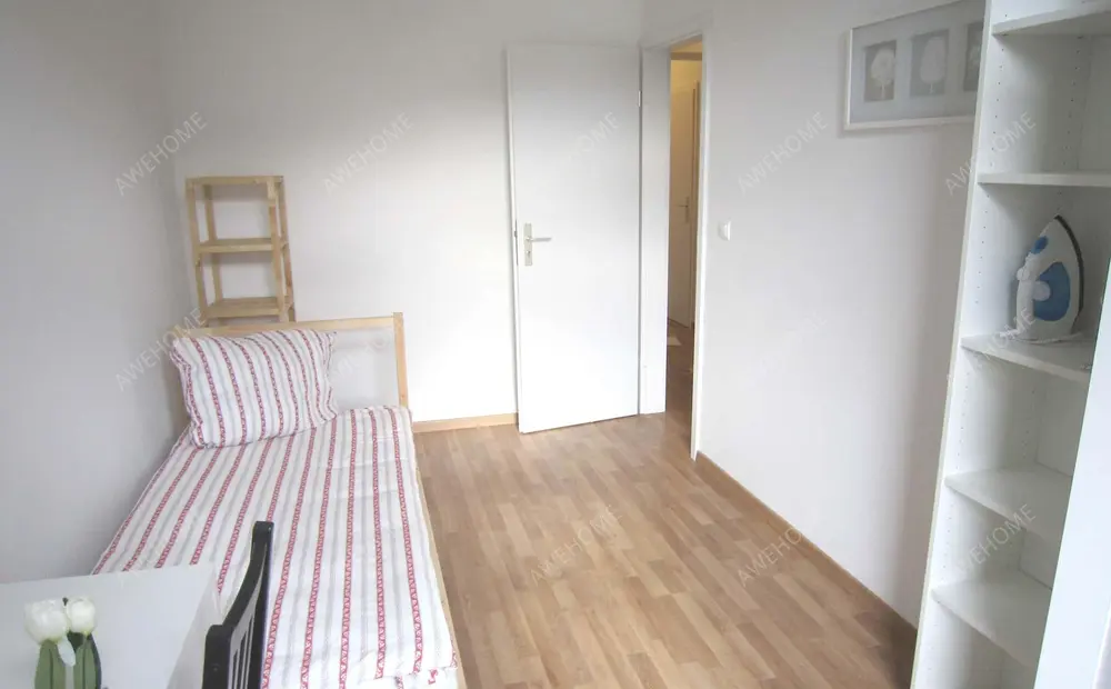 Berlin RentalsAdolfstrasse 24DE-01-134M