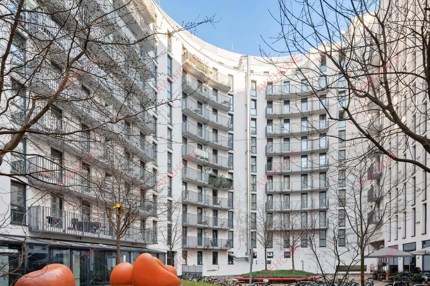 Berlin RentalsBernhard-Weiss-Strasse 1-3DE-01-005M