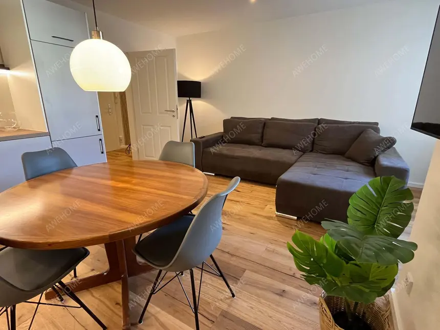 München RentalsFully furnished exclusive 2.5-room apartment in a