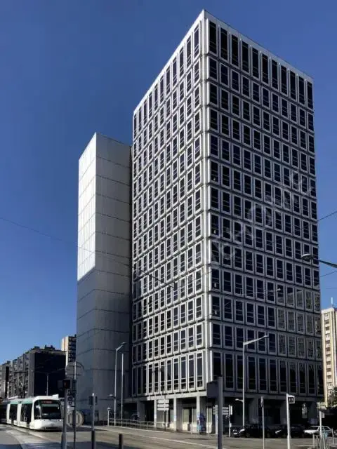 Paris Rentalsresidence near 1945 Av. du 8 Mai