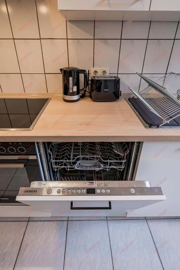 Frankfurt am Main RentalsKoblenzer Str. 44  60327 Frankfurt am MainDE-04-05