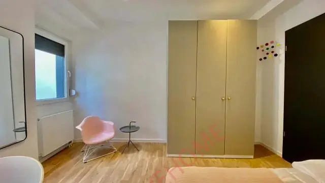 vallendarCelebrities Rentals[Celebrities]STACEY Vallendar