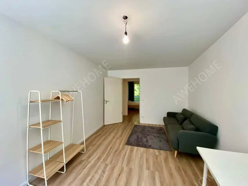 Berlin RentalsBritta modernes geraeumiges Apartment in Friedri