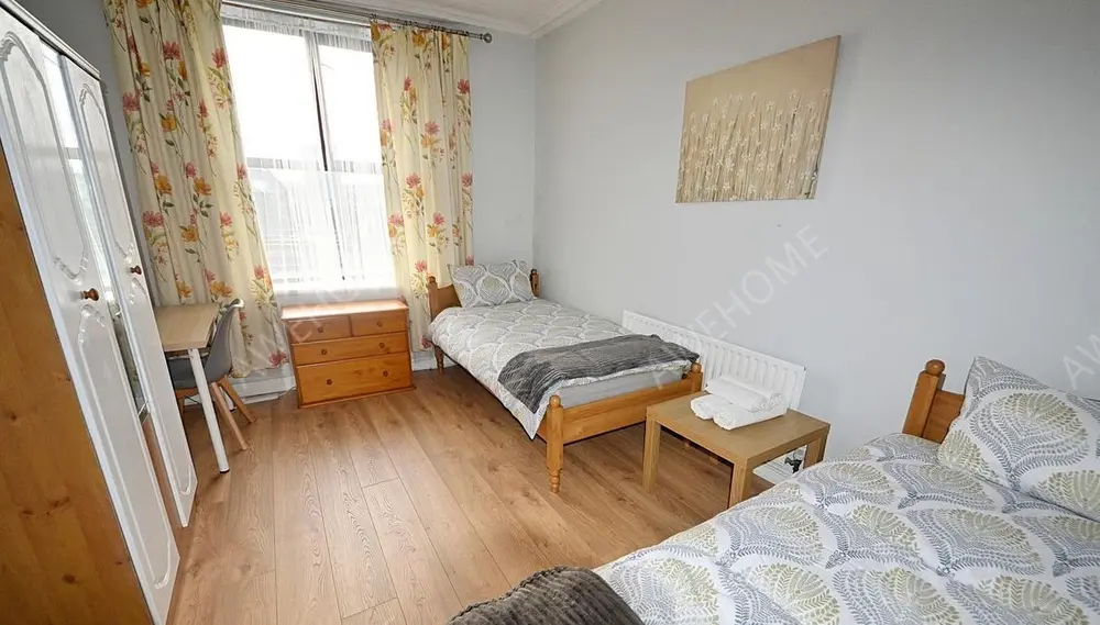 Cork Rentals133 Lower Glanmire Road