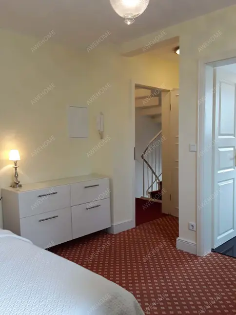 Frankfurt am Main RentalsApartment with park view