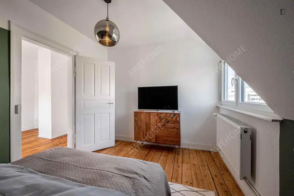 斯图加特租房Tidy single bedroom in Feuerbach