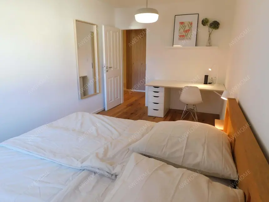 München RentalsFully furnished exclusive 2.5-room apartment in a