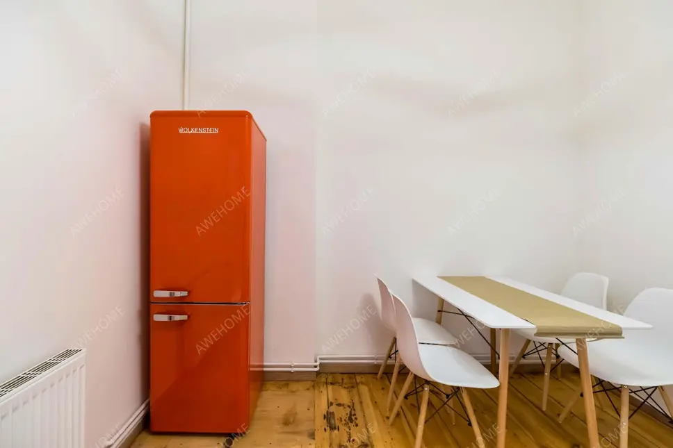 Berlin RentalsSchoenhauser Allee