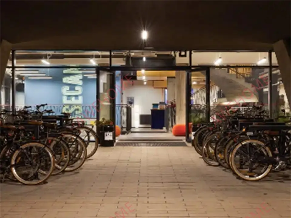 Dortmund RentalsPlatz von Leeds