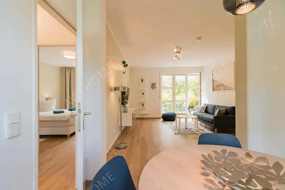 Berlin RentalsGeraeumige 4-Zimmer-Wohnung mit moderner Inneneinr