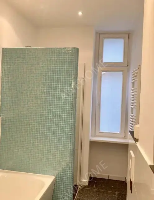 Berlin RentalsElegant  cozy  fully furnished south-facing apartm