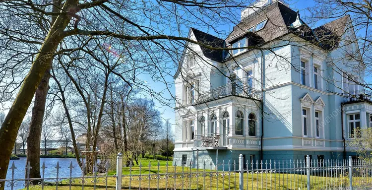 stadeStudy Overseas Accommodation Booking