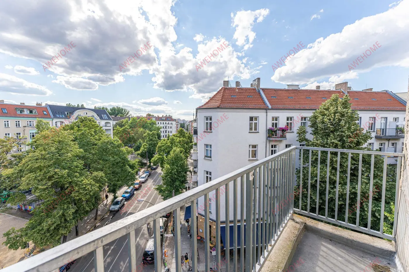 Berlin RentalsGABRIEL- MAX- STR. 2-  VH  4. OG links (Gigacube)