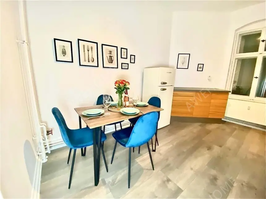 Berlin RentalsEBONY - schoenes 2-Zimmer-Apartment in super Lage