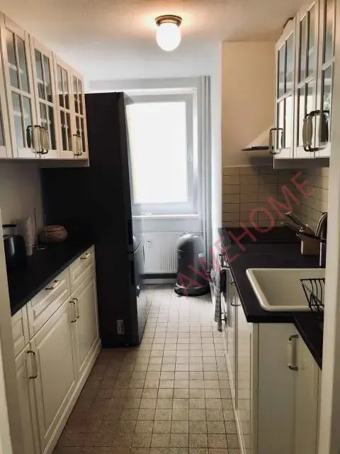 Frankfurt am Main RentalsHabsburger Allee 37DE-04-020-001HF