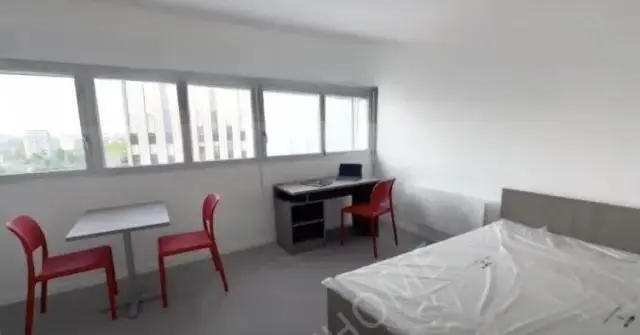 Paris Rentalsresidence near 1945 Av. du 8 Mai