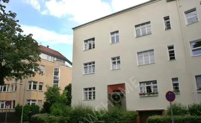 Berlin RentalsKranzer Strasse 5DE-01-092M