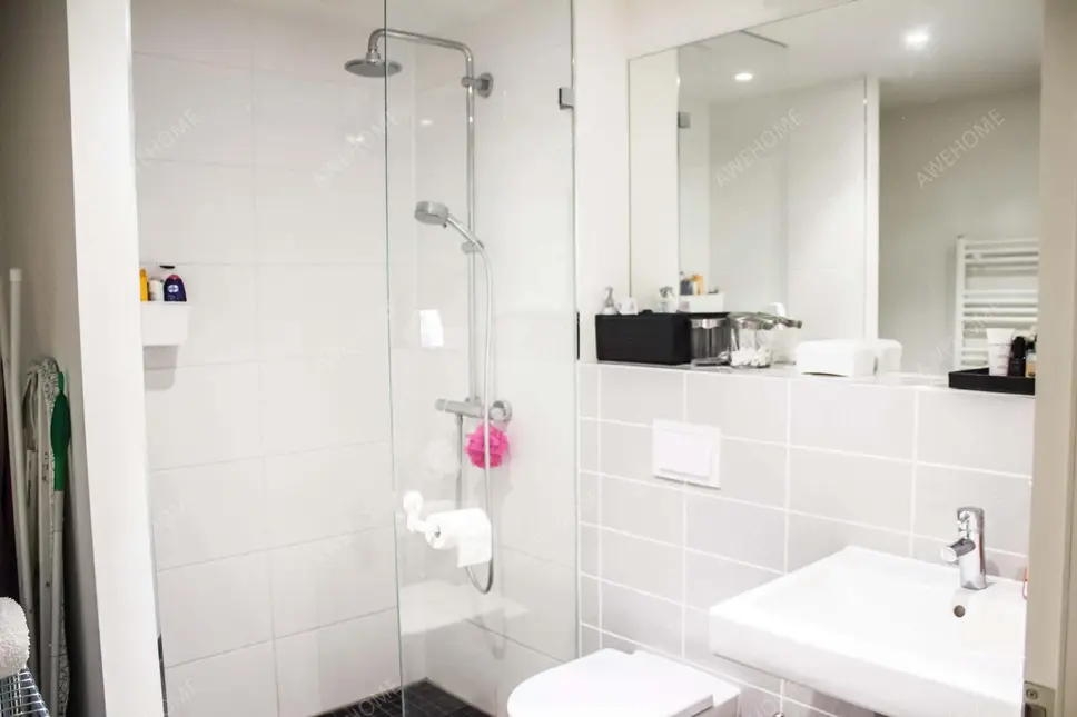 Berlin RentalsBernhard-Weiss-Strasse 1-3DE-01-005M