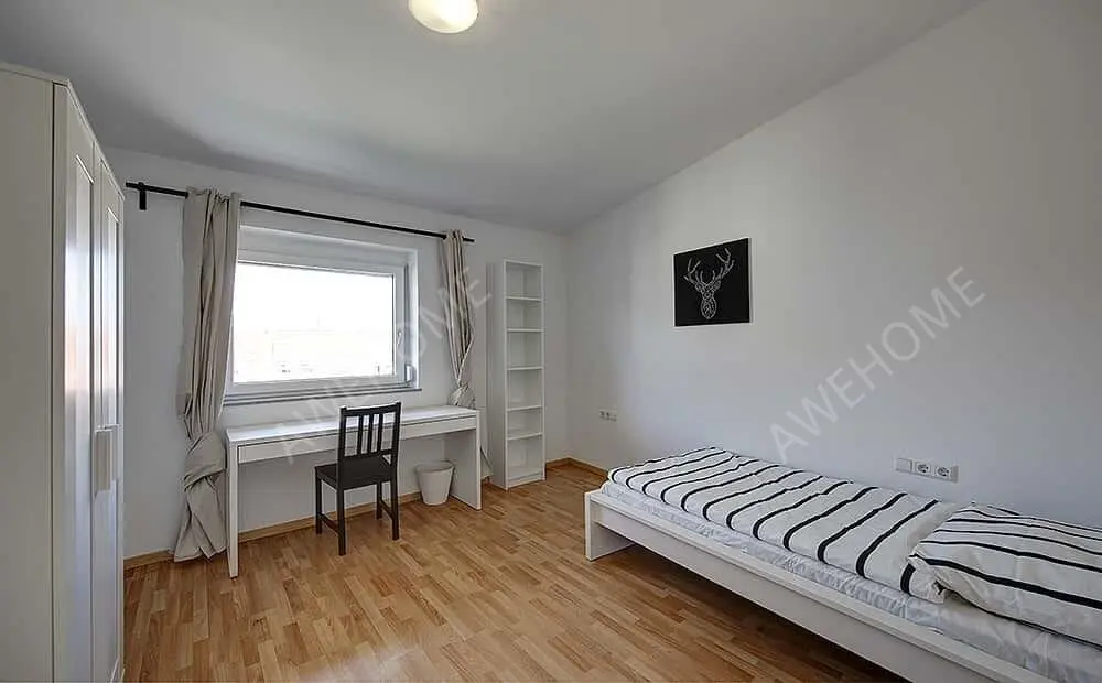 Stuttgart RentalsAachener Strasse 8DE-09-018M