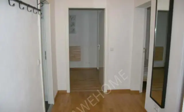 Berlin RentalsNeue Hochstrasse 19DE-01-122M