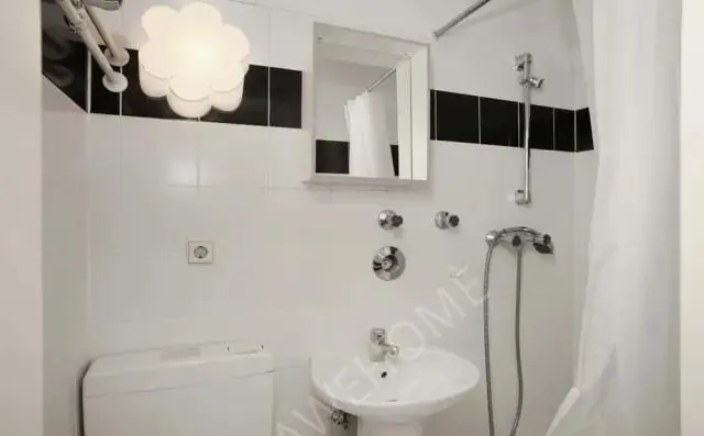 Berlin RentalsLiebenwalder Strasse 14DE-01-224M