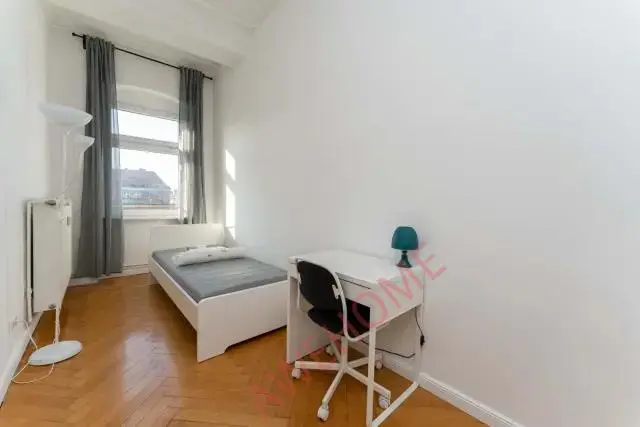 Berlin RentalsBORNHOLMER STR. 17- VH 4. OG rechts (Pyur)