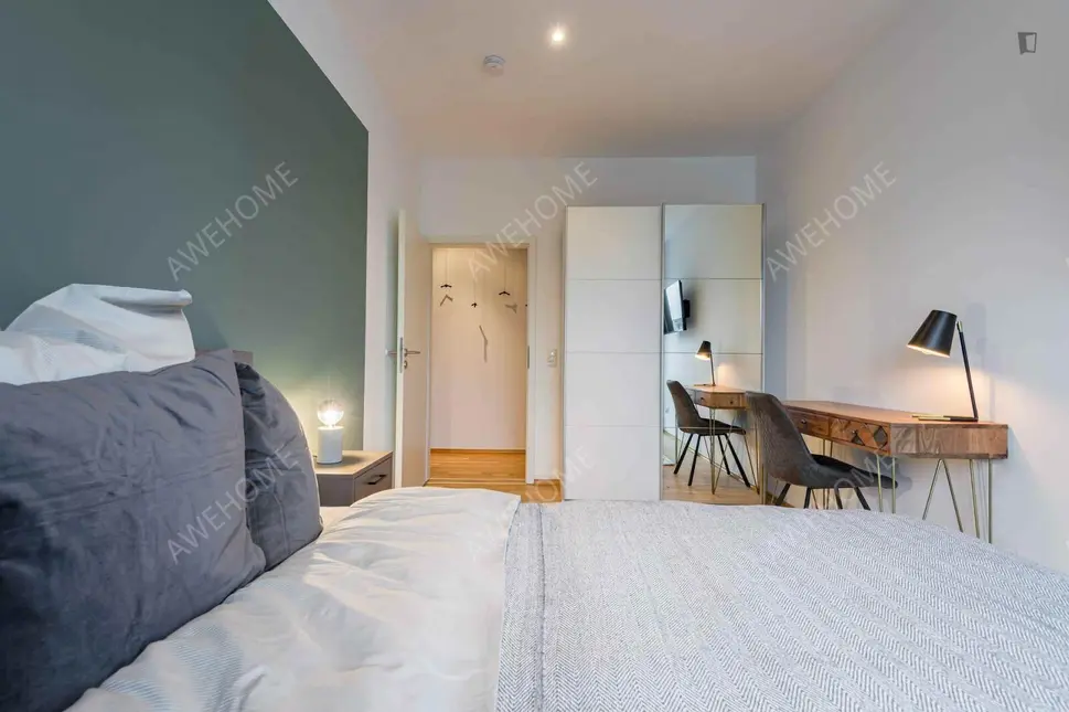 美因河畔法兰克福租房Pleasant double bedroom in Bockenheim area
