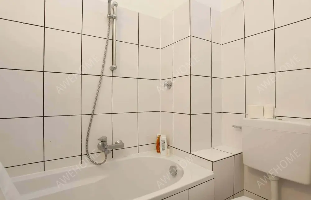 Berlin RentalsApartment in Moabit  Berlin