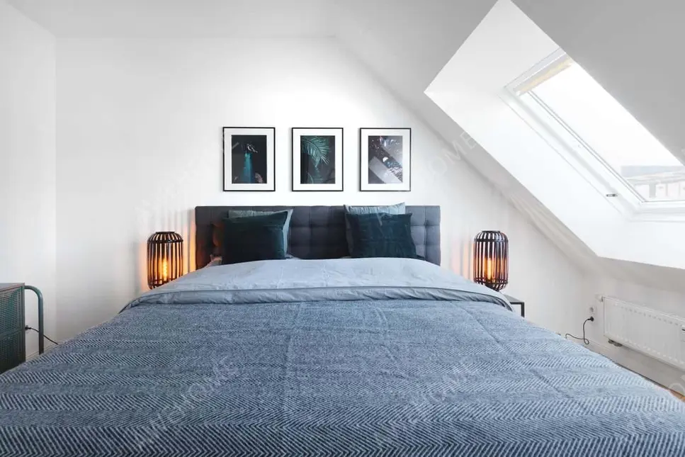 Berlin RentalsBright 3-room Apartment with sunny balcony