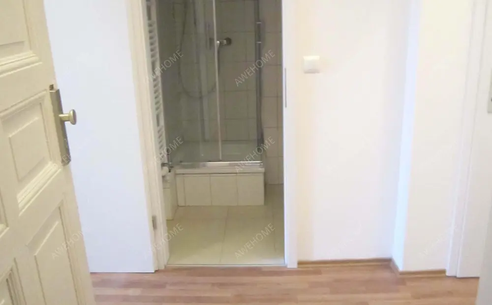 Berlin RentalsAdolfstrasse 24DE-01-134M