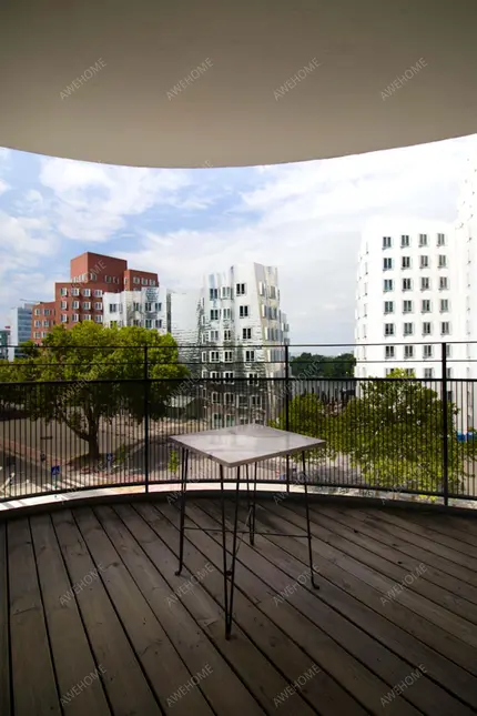 Düsseldorf RentalsBruckenstrasse