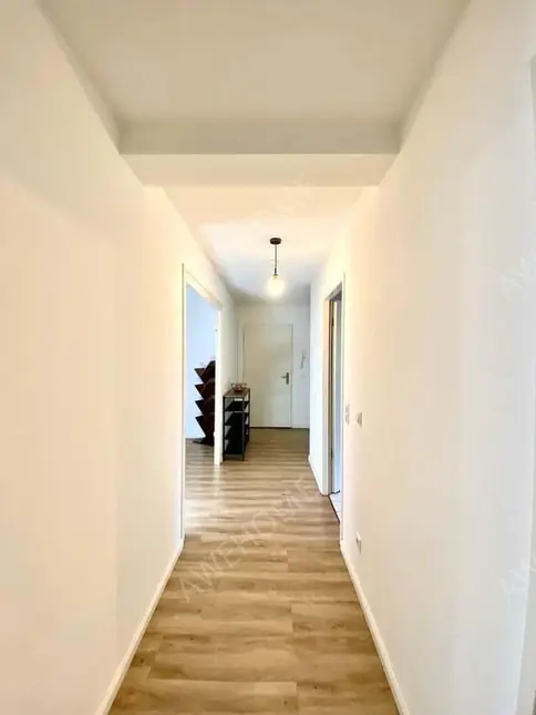 Berlin RentalsBritta modernes geraeumiges Apartment in Friedri