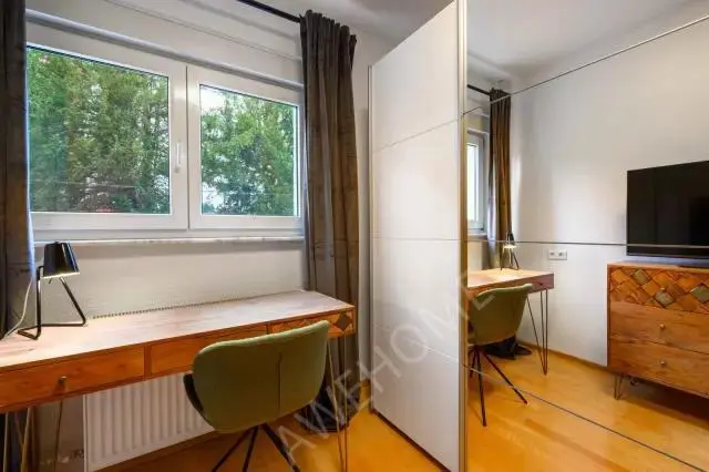 Stuttgart RentalsSaphirweg 4DE-09-011-001HF