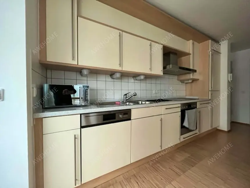 DüsseldorfService Apartment Rentals[Service Apartment]Bruckenstrasse