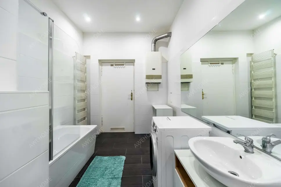 Berlin RentalsSchoenhauser Allee