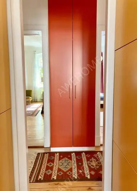 Berlin RentalsElegant  cozy  fully furnished south-facing apartm